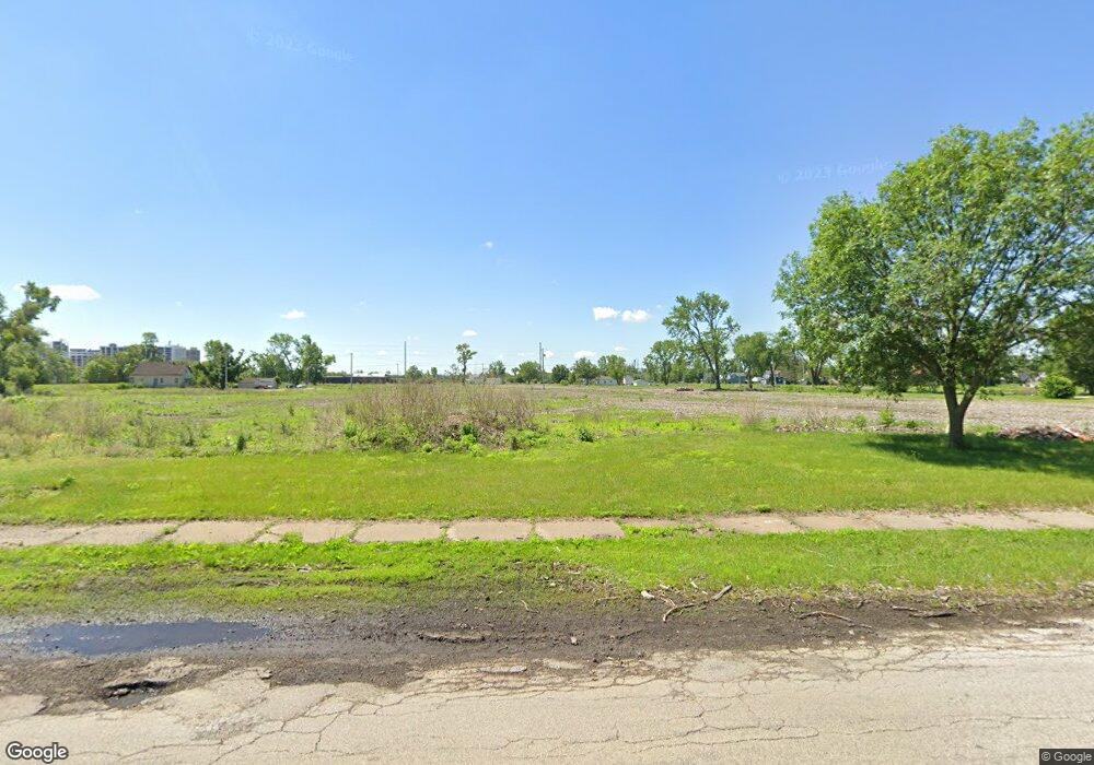 1523 4th St NW, Cedar Rapids, IA 52405 - photo 1