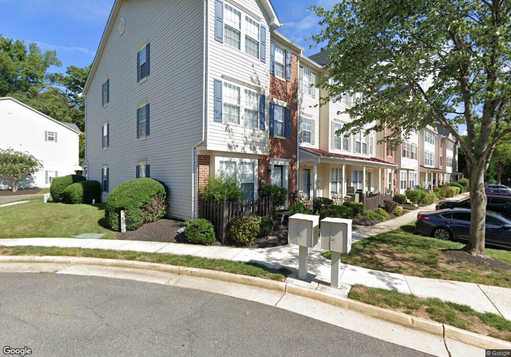 9207 Cardinal Forest Ln, Lorton, VA 22079 - photo 1