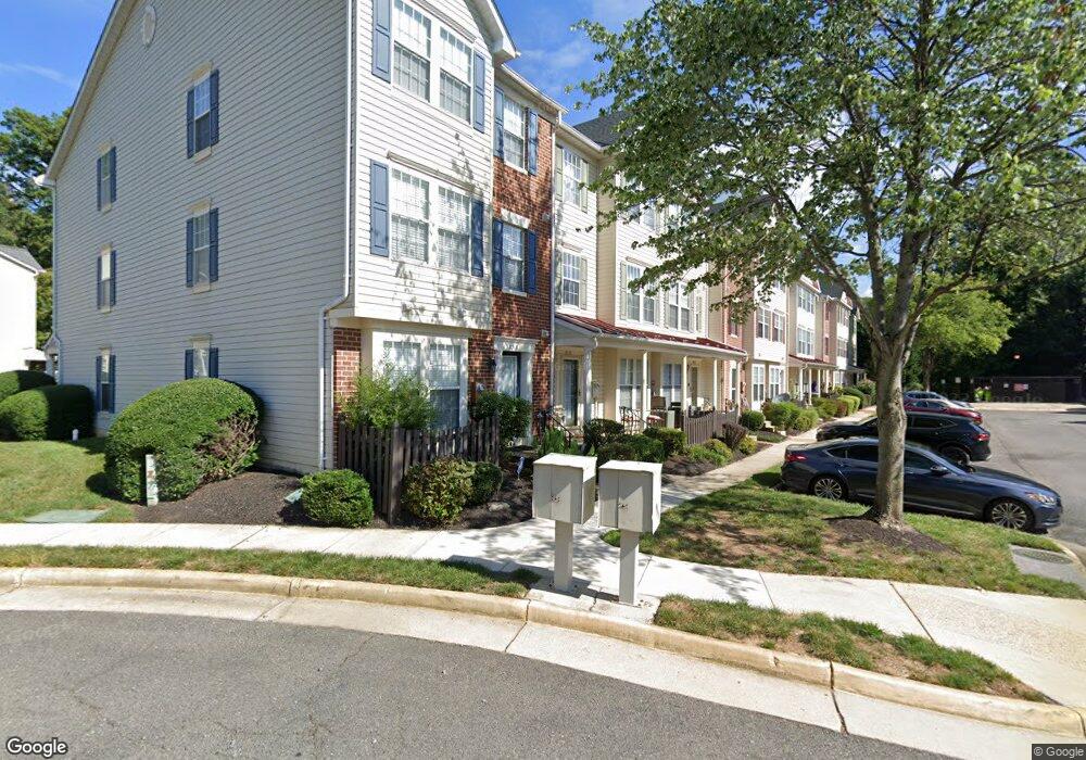 9205 Cardinal Forest Ln, Lorton, VA 22079 - photo 1