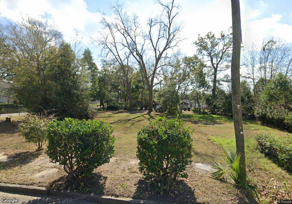 703 W 45th St, Savannah, GA 31405 - photo 1