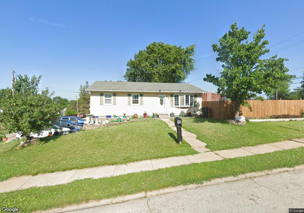 3854 Pacific St, Davenport, IA 52806 - photo 1