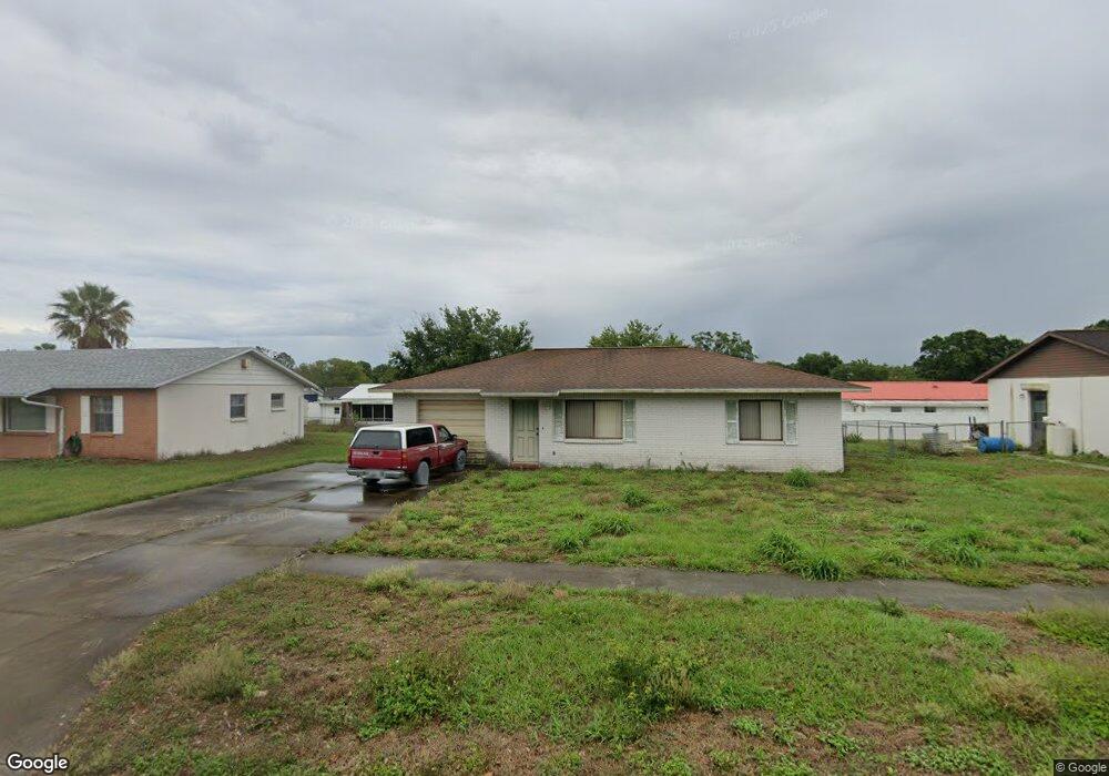 7212 Applegate Dr, Zephyrhills, FL 33540 - photo 1