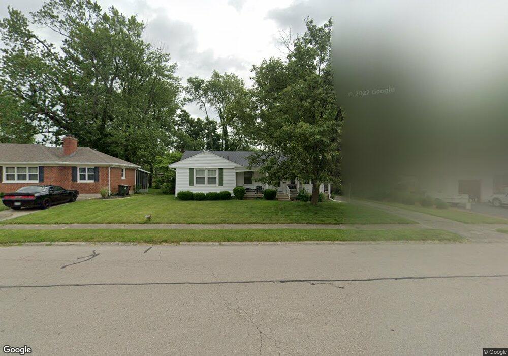 847 Sutton Dr, Xenia, OH 45385 - photo 1