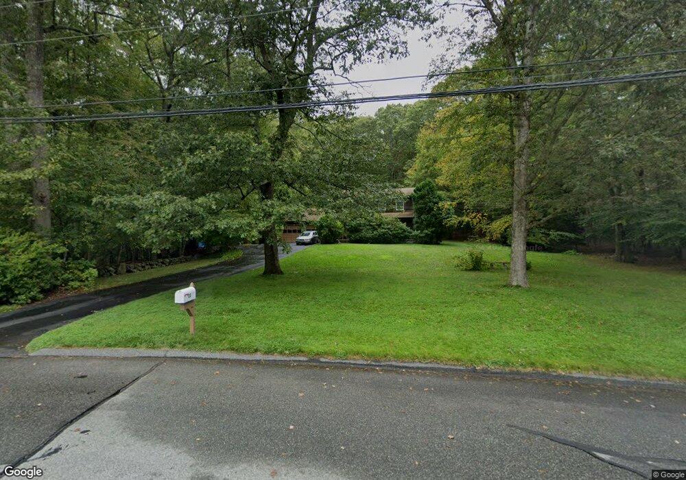 23 Hyde Park Dr, Gales Ferry, CT 06335 - photo 1