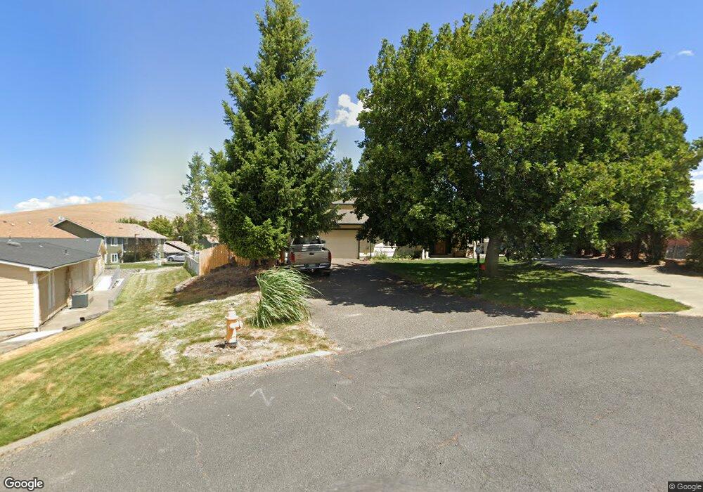 135 Rock St, Heppner, OR 97836 - photo 1