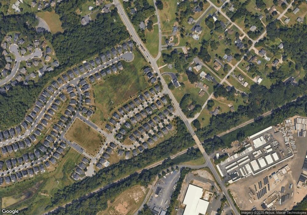 5727 Fieldcrest Dr, White Marsh, MD 21162 - photo 1