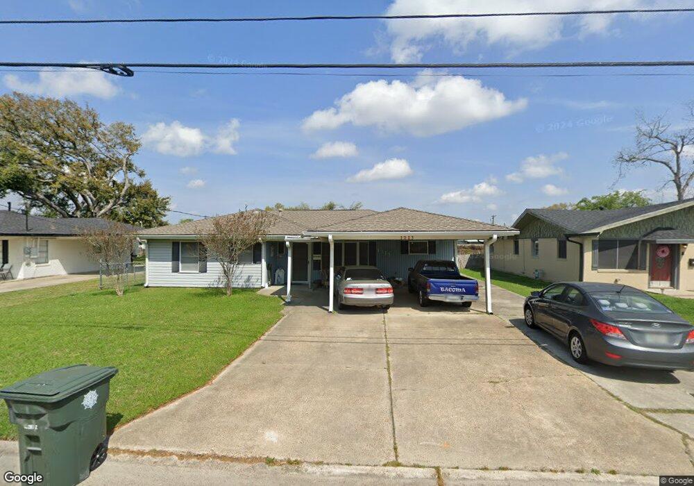 1213 N Elton Ct, Lake Charles, LA 70607 - photo 1