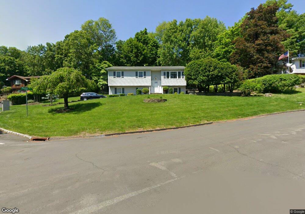 1 Phyllis Cir, Garnerville, NY 10923 - photo 1