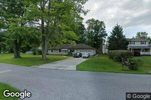 2 Shawondassee Dr, Eastlake, OH 44095
