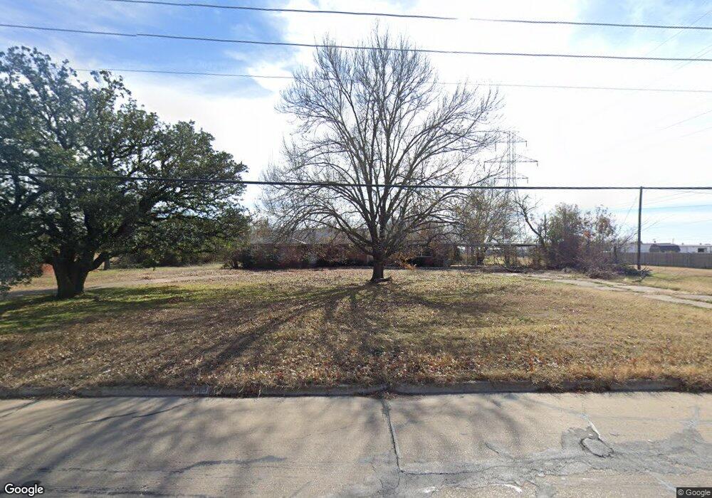 309 Casa Linda St, Ennis, TX 75119 - photo 1