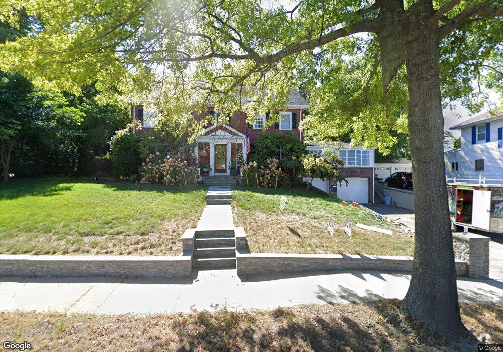 1381 Quincy Shore Dr, Quincy, MA 02169 - photo 1