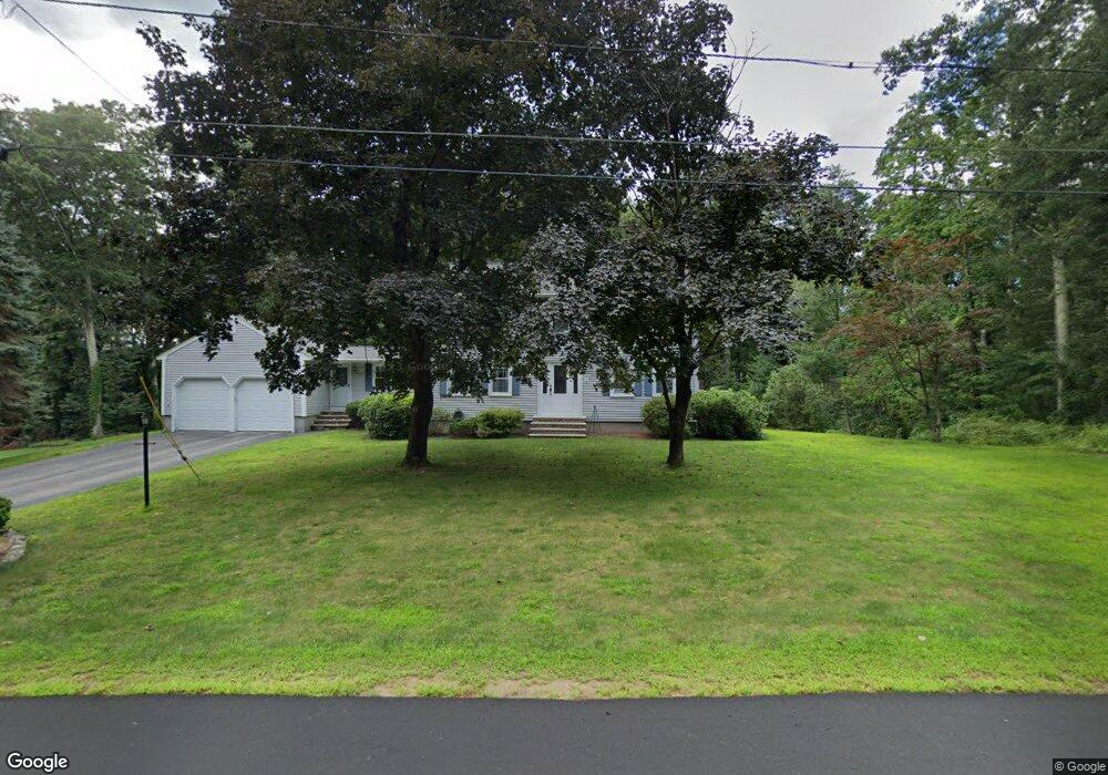 4 Millstone Rd, Pelham, NH 03076 - photo 1