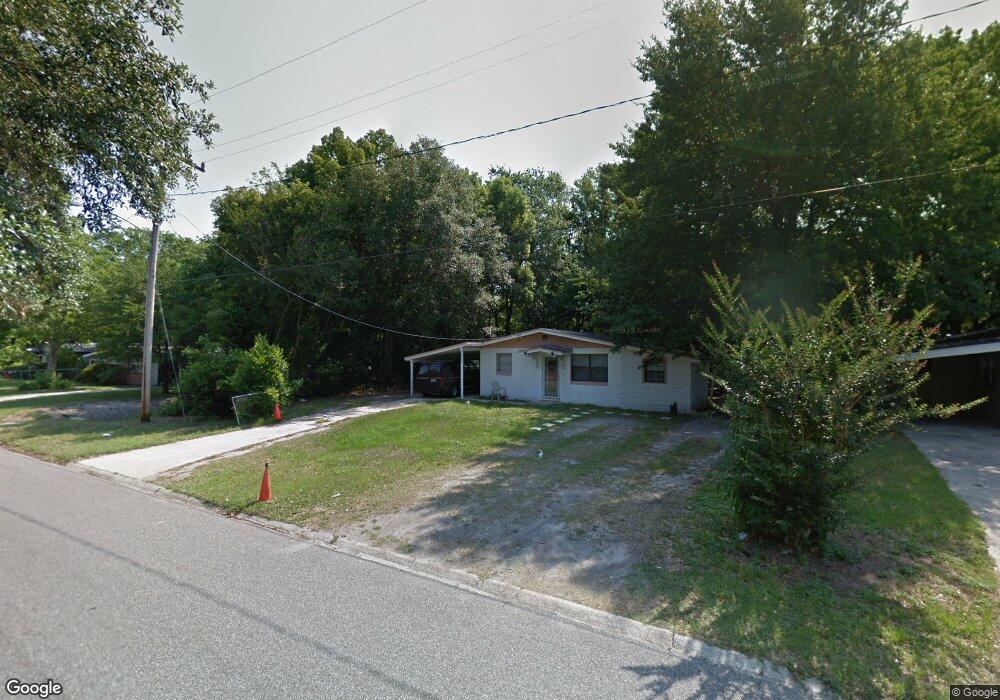 3835 Macgregor Dr, Jacksonville, FL 32210 - photo 1