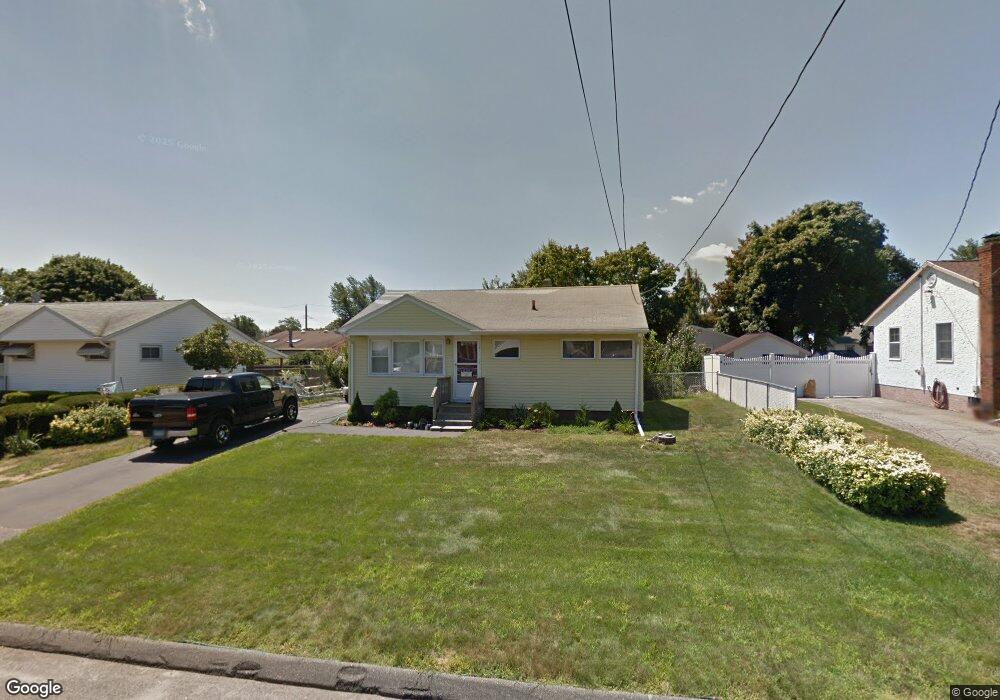 30 Check Point Ln, West Haven, CT 06516 - photo 1