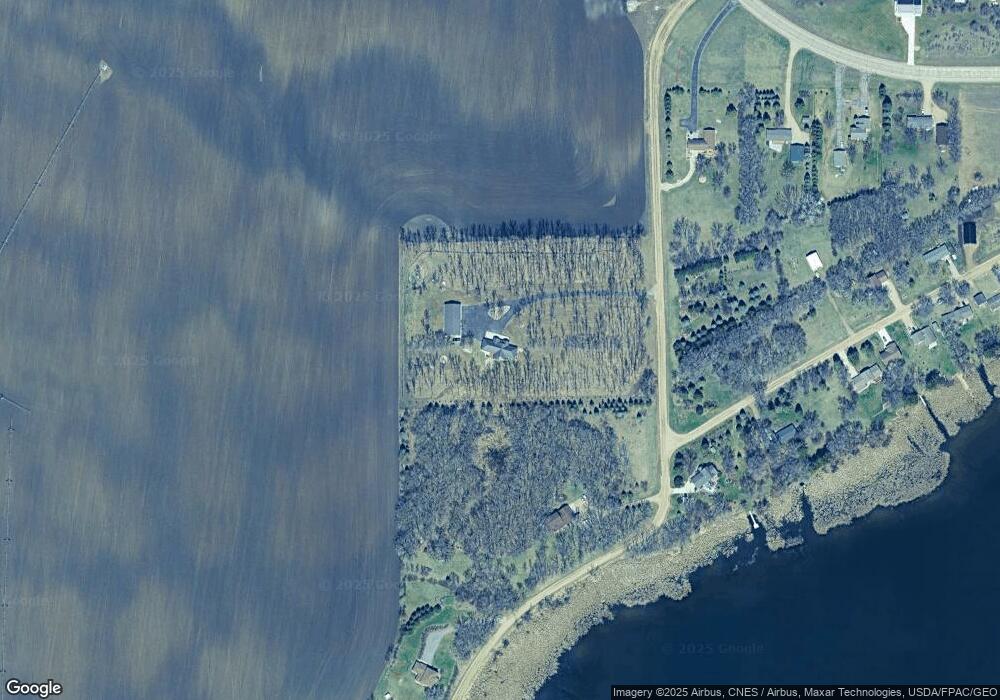 8038 W Lake Union Rd SE unit SE, Alexandria, MN 56308 - photo 1