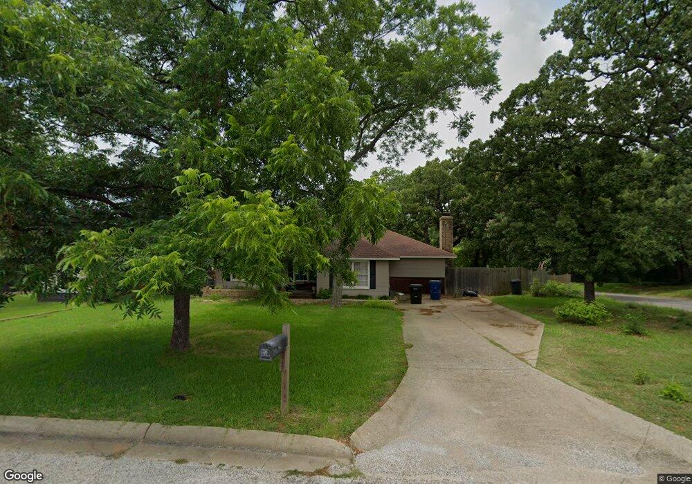901 S Brown Ave, Denison, TX 75020 - photo 1