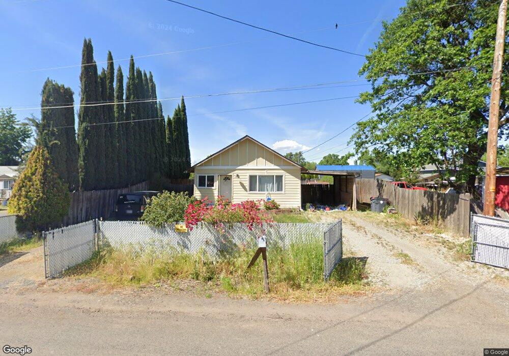 57 Laurelhurst St, Central Point, OR 97502 - photo 1