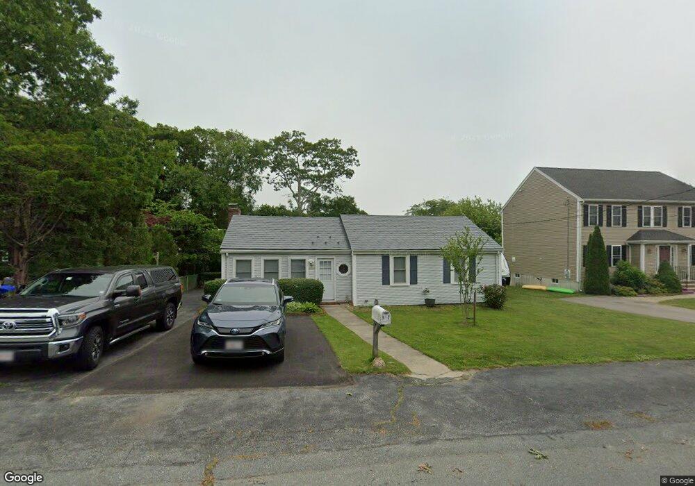 32 Lafayette Ave, Bourne, MA 2532 - photo 1