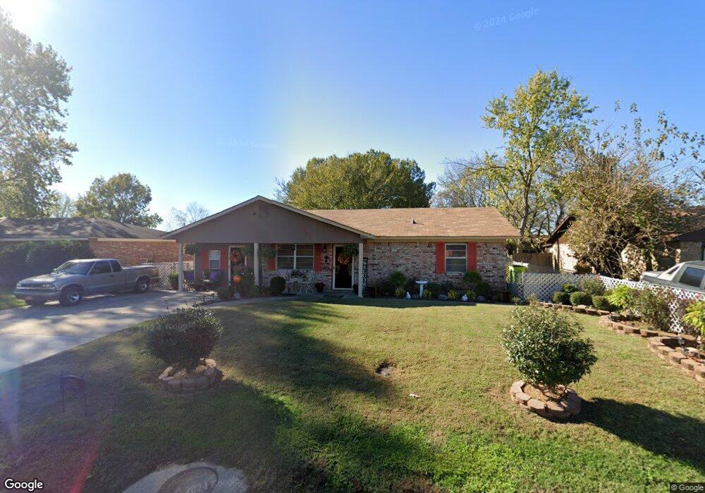 1709 N Spring St, Stuttgart, AR 72160 - photo 1