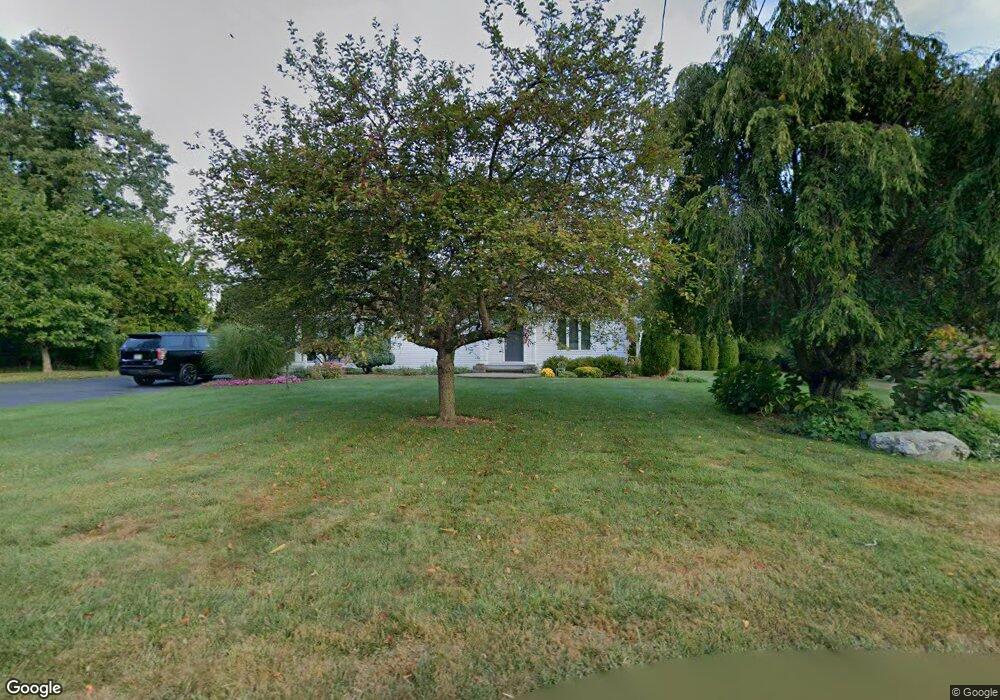 122 Hendrick St, Easthampton, MA 01027 - photo 1