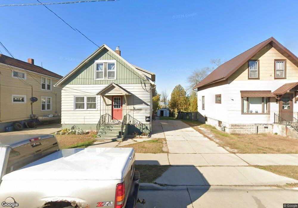 1810 14th St, Two Rivers, WI 54241 - photo 1