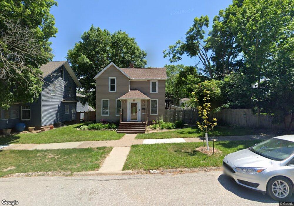 1014 Franklin St, Cedar Falls, IA 50613 - photo 1
