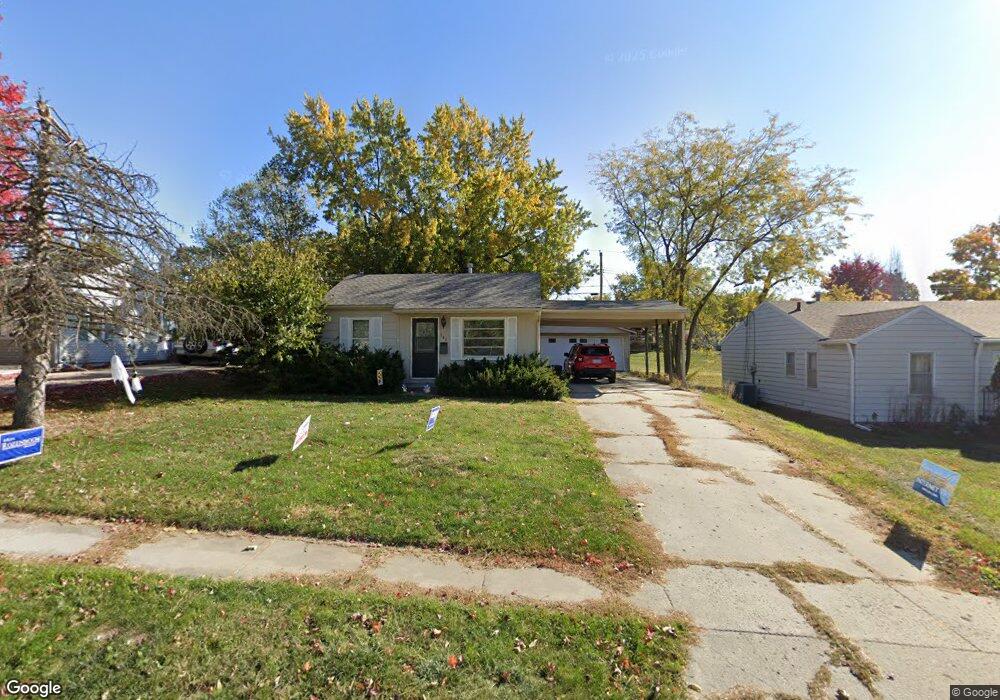 506 E 19th St S, Newton, IA 50208 - photo 1