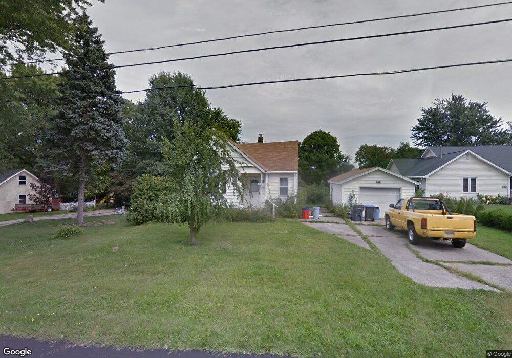 3303 Hampshire Rd, Erie, PA 16506 - photo 1