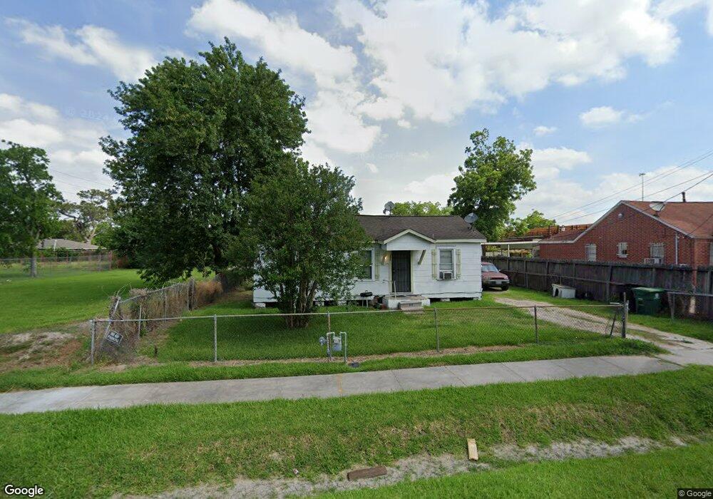 3221 Denmark St, Houston, TX 77093 - photo 1