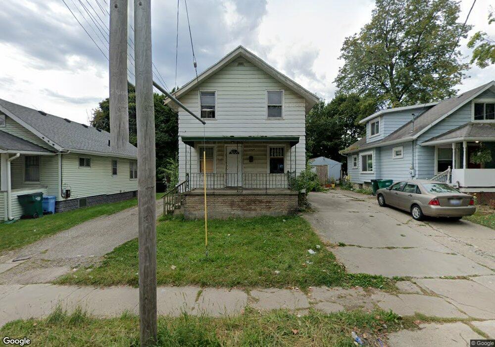 1127 W Willow St, Lansing, MI 48915 - photo 1