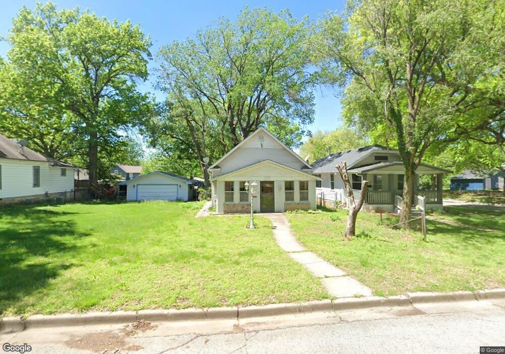 1151 SW High Ave, Topeka, KS 66604 - photo 1