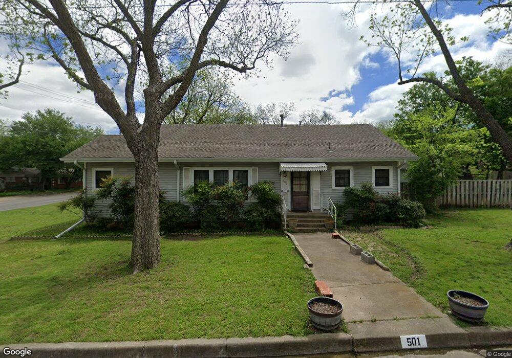 501 W Couts St, Weatherford, TX 76086 - photo 1