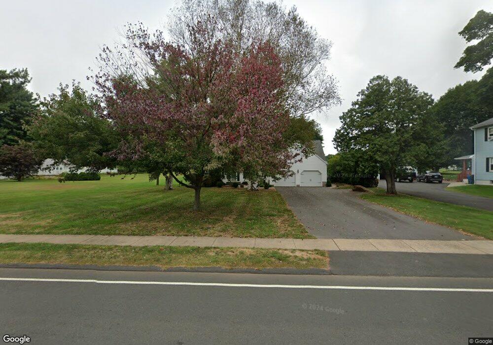 363 Lower Ln, Berlin, CT 06037 - photo 1