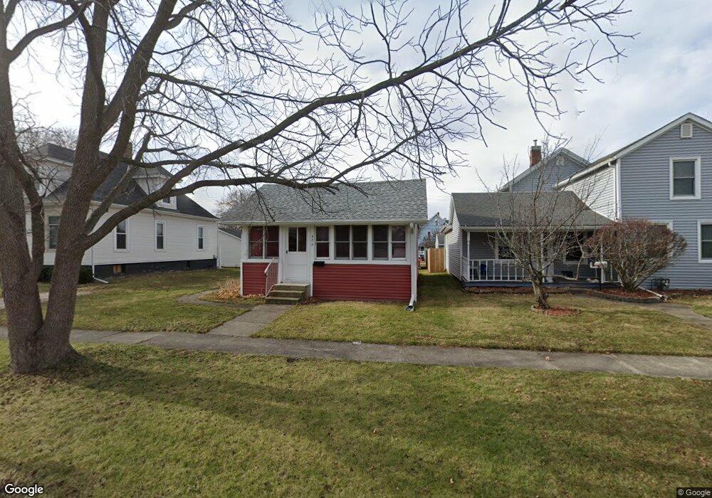 426 N Pleasant St, Princeton, IL 61356 - photo 1
