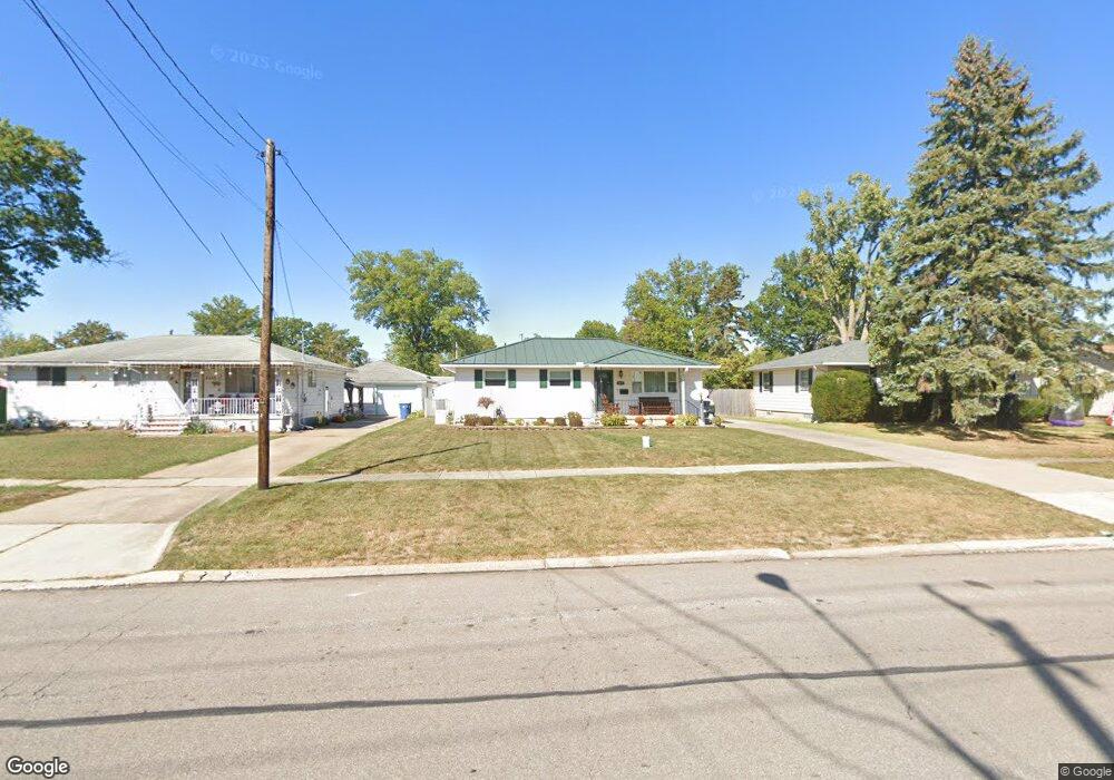 2037 E 42nd St, Lorain, OH 44055 - photo 1