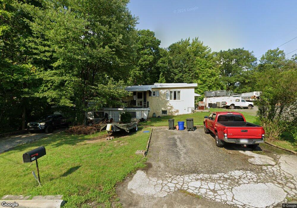 110 Edgewood Ave, Folsom, PA 19033 - photo 1