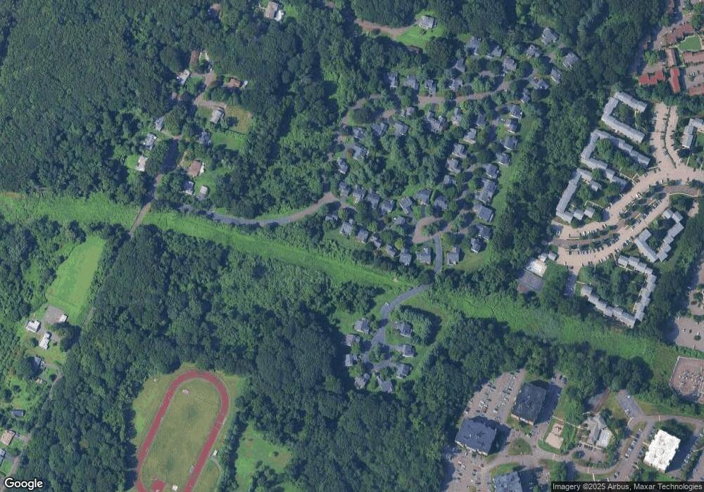 30 Canterbury Rd unit 30, Hamden, CT 06514 - photo 1