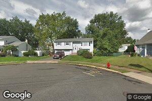 33 Friend St, Port Reading, NJ 07064