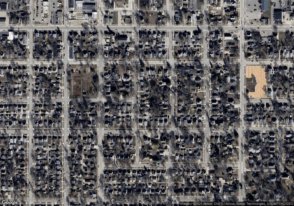 401 7th St SW, Austin, MN 55912 - photo 1