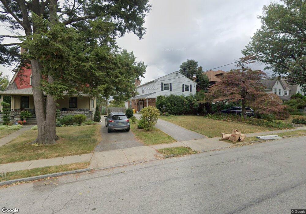 28 Simpson Rd, Ardmore, PA 19003 - photo 1