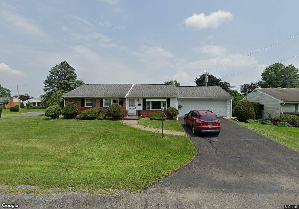 232 Saint Lawrence St, Lewisburg, PA 17837 - photo 1