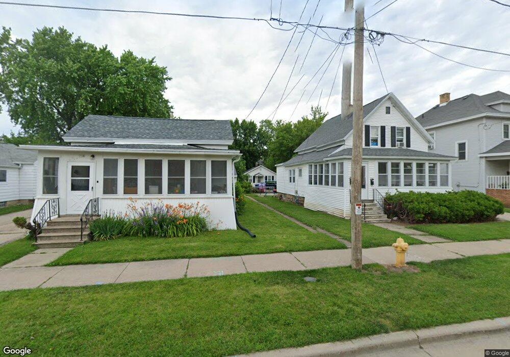 732 Vine Ave, Oshkosh, WI 54901 - photo 1