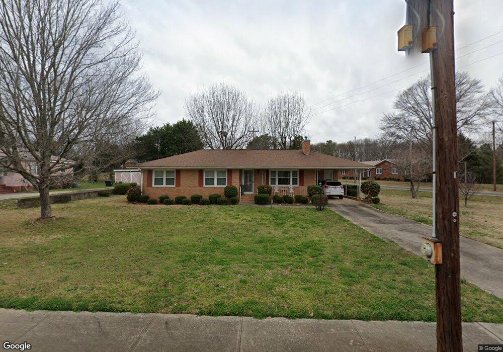 369 Elm St, Elberton, GA 30635 - photo 1
