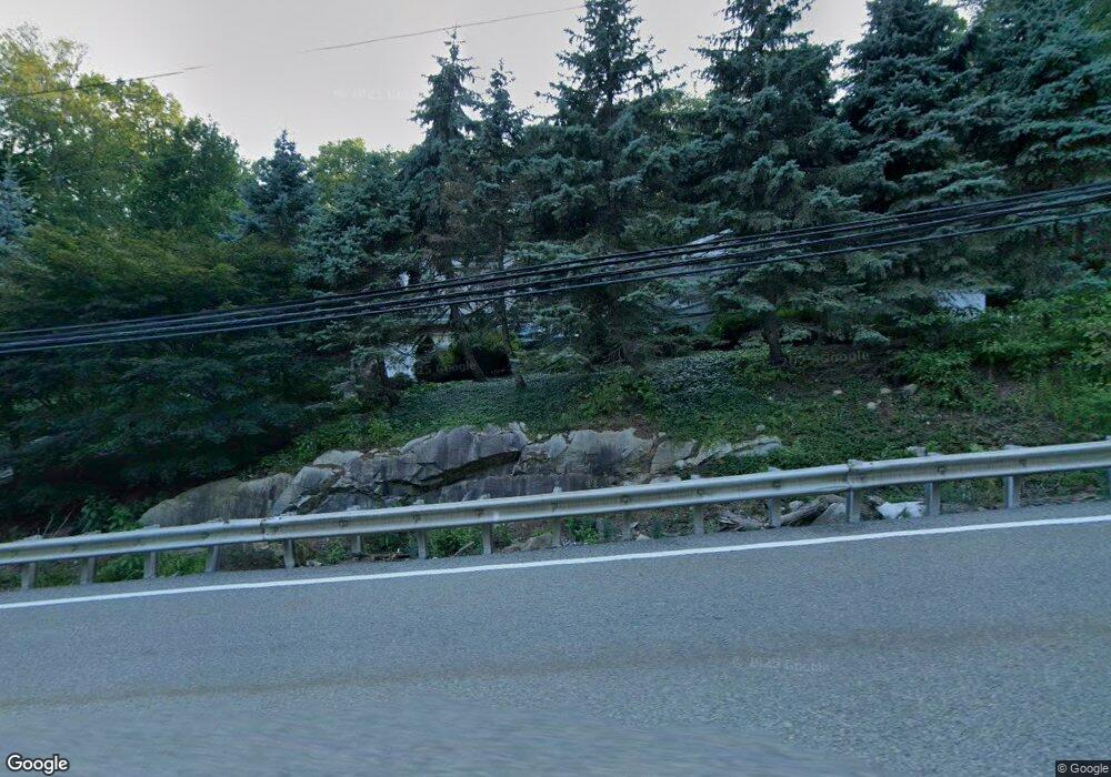 137 Skyline Dr, Oakland, NJ 07436 - photo 1