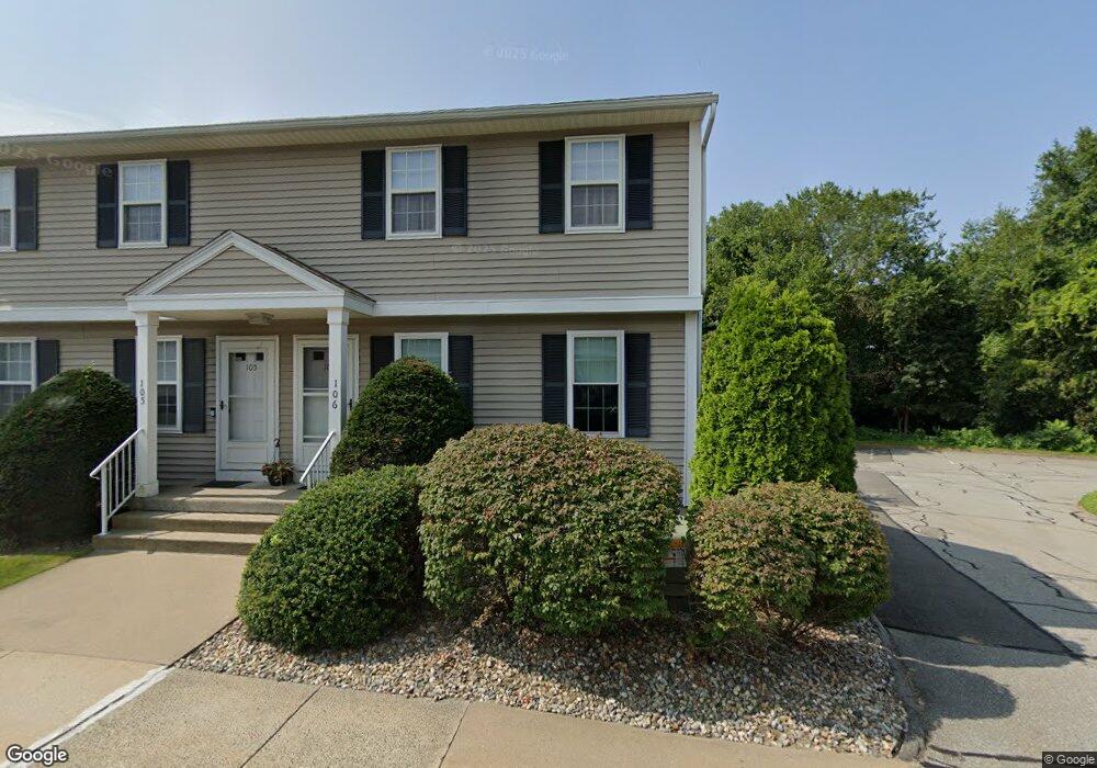 201 Meadowecrest Cir, Ludlow, MA 01056 - photo 1