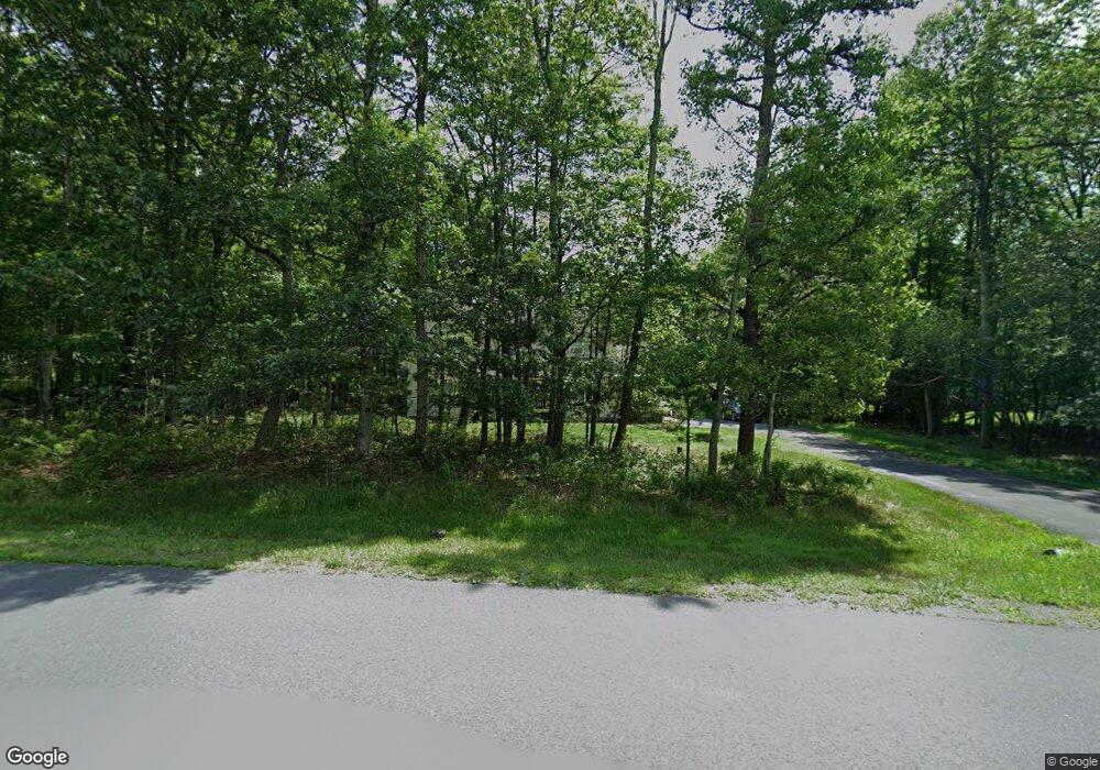 1006 Shogun Dr, Effort, PA 18330 - photo 1