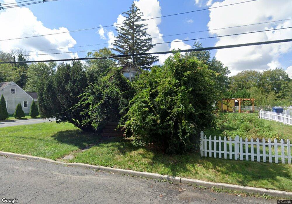 202 Maxwell Ave, Hightstown, NJ 08520 - photo 1