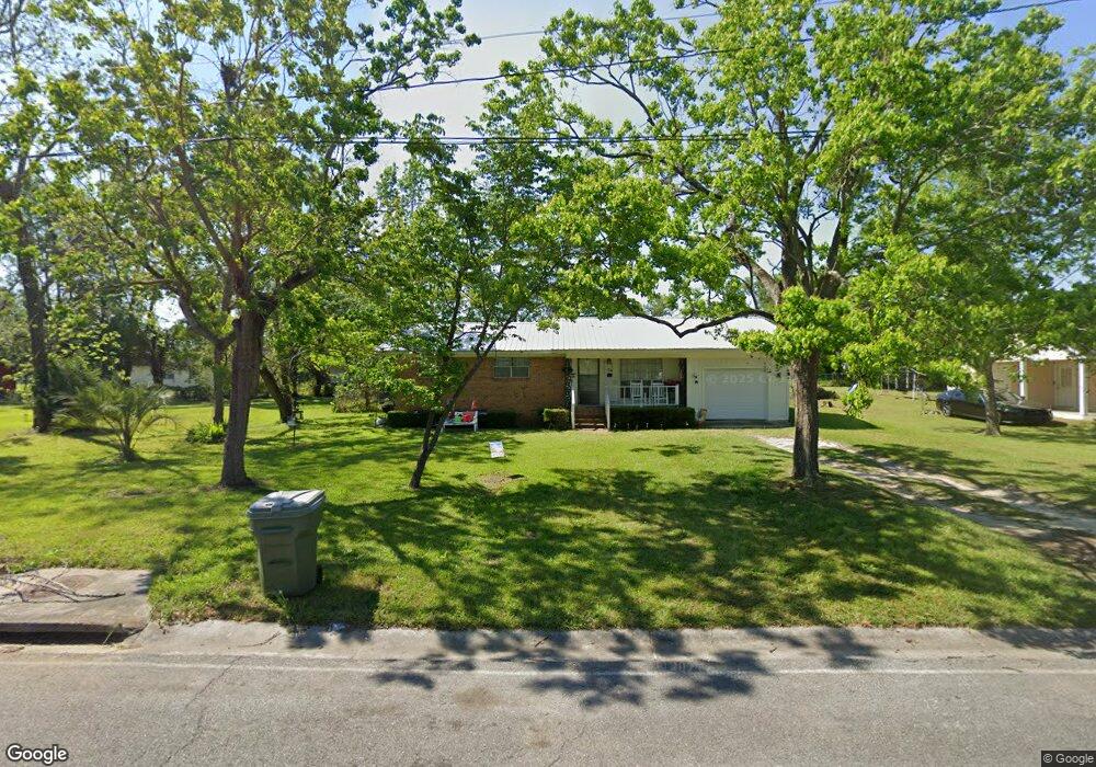 712 Franklin St E, Douglas, GA 31533 - photo 1