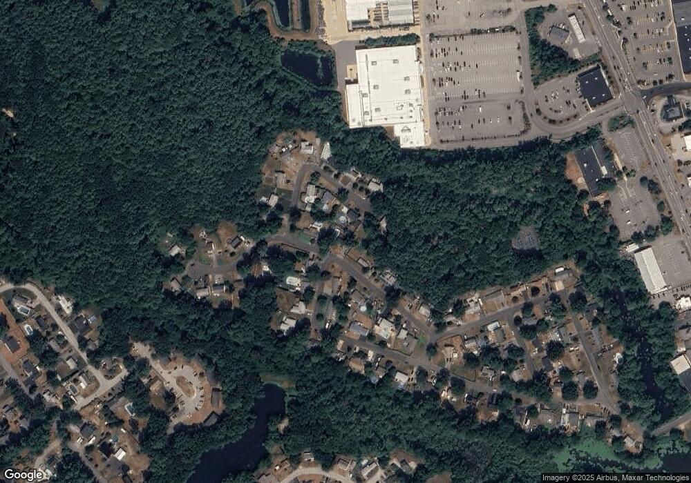 54 Ayer Cir, Seabrook, NH 03874 - photo 1