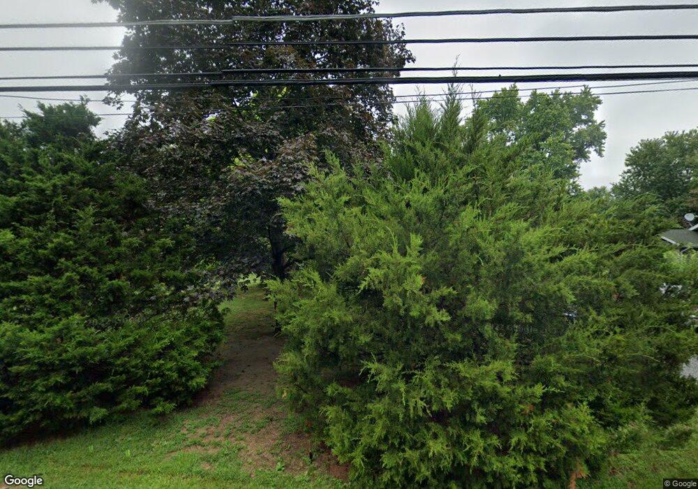 137 Columbus Jobstown Rd, Columbus, NJ 08022 - photo 1